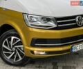 Білий Фольксваген Мультиван, об'ємом двигуна 2 л та пробігом 150 тис. км за 42999 $, фото 3 на Automoto.ua