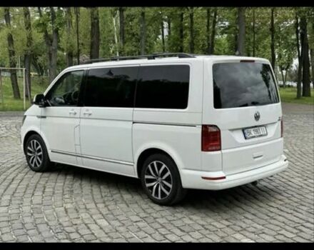 Белый Фольксваген Мультиван, объемом двигателя 2 л и пробегом 200 тыс. км за 43000 $, фото 7 на Automoto.ua