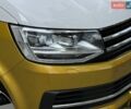 Білий Фольксваген Мультиван, об'ємом двигуна 2 л та пробігом 150 тис. км за 42999 $, фото 4 на Automoto.ua