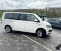 Белый Фольксваген Мультиван, объемом двигателя 2 л и пробегом 215 тыс. км за 37000 $, фото 4 на Automoto.ua