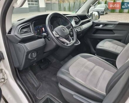 Білий Фольксваген Мультиван, об'ємом двигуна 1.97 л та пробігом 228 тис. км за 40900 $, фото 23 на Automoto.ua