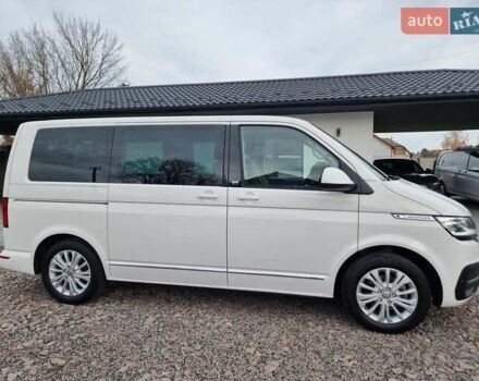 Білий Фольксваген Мультиван, об'ємом двигуна 1.97 л та пробігом 228 тис. км за 40900 $, фото 2 на Automoto.ua