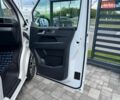 Білий Фольксваген Мультиван, об'ємом двигуна 2 л та пробігом 123 тис. км за 62500 $, фото 39 на Automoto.ua