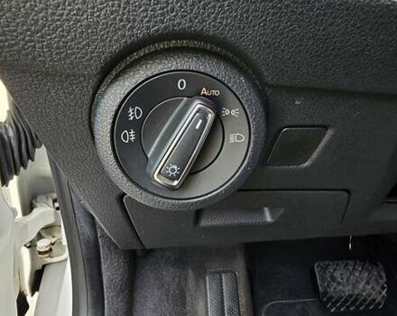 Белый Фольксваген Мультиван, объемом двигателя 1.97 л и пробегом 164 тыс. км за 45999 $, фото 85 на Automoto.ua