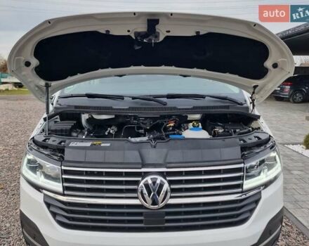 Білий Фольксваген Мультиван, об'ємом двигуна 1.97 л та пробігом 228 тис. км за 40900 $, фото 17 на Automoto.ua