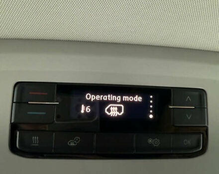 Белый Фольксваген Мультиван, объемом двигателя 1.97 л и пробегом 212 тыс. км за 44988 $, фото 27 на Automoto.ua