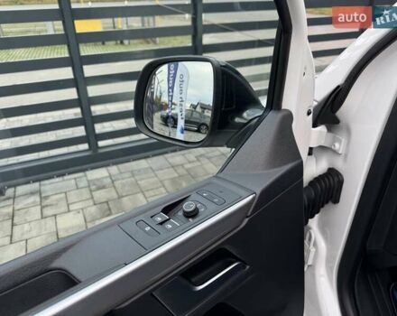 Білий Фольксваген Мультиван, об'ємом двигуна 2 л та пробігом 116 тис. км за 65900 $, фото 14 на Automoto.ua