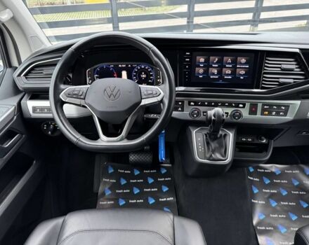 Белый Фольксваген Мультиван, объемом двигателя 2 л и пробегом 115 тыс. км за 65900 $, фото 3 на Automoto.ua