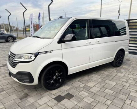 Белый Фольксваген Мультиван, объемом двигателя 2 л и пробегом 115 тыс. км за 65900 $, фото 8 на Automoto.ua