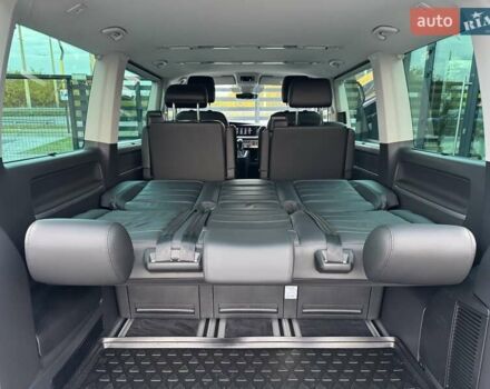 Білий Фольксваген Мультиван, об'ємом двигуна 2 л та пробігом 116 тис. км за 65900 $, фото 4 на Automoto.ua