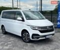 Белый Фольксваген Мультиван, объемом двигателя 2 л и пробегом 123 тыс. км за 63900 $, фото 1 на Automoto.ua