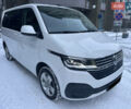 Белый Фольксваген Мультиван, объемом двигателя 1.97 л и пробегом 212 тыс. км за 47300 $, фото 1 на Automoto.ua