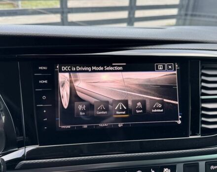 Белый Фольксваген Мультиван, объемом двигателя 2 л и пробегом 115 тыс. км за 65900 $, фото 20 на Automoto.ua