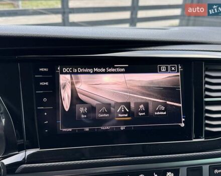 Білий Фольксваген Мультиван, об'ємом двигуна 2 л та пробігом 116 тис. км за 65900 $, фото 20 на Automoto.ua