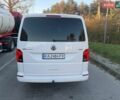Білий Фольксваген Мультиван, об'ємом двигуна 2 л та пробігом 224 тис. км за 42999 $, фото 22 на Automoto.ua