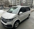 Белый Фольксваген Мультиван, объемом двигателя 2 л и пробегом 210 тыс. км за 44500 $, фото 1 на Automoto.ua