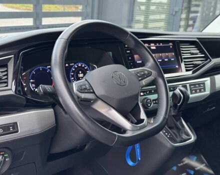 Белый Фольксваген Мультиван, объемом двигателя 2 л и пробегом 115 тыс. км за 65900 $, фото 16 на Automoto.ua