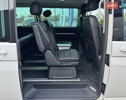 Білий Фольксваген Мультиван, об'ємом двигуна 2 л та пробігом 116 тис. км за 65900 $, фото 31 на Automoto.ua