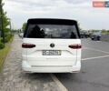 Білий Фольксваген Мультиван, об'ємом двигуна 1.97 л та пробігом 180 тис. км за 44500 $, фото 5 на Automoto.ua