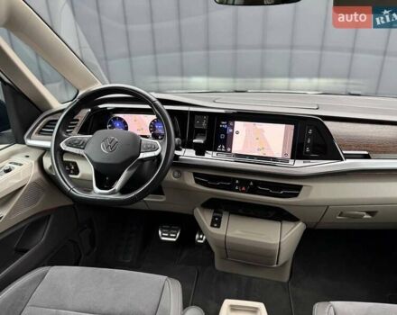 Белый Фольксваген Мультиван, объемом двигателя 2 л и пробегом 97 тыс. км за 67900 $, фото 21 на Automoto.ua