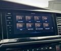 Білий Фольксваген Мультиван, об'ємом двигуна 2 л та пробігом 172 тис. км за 51900 $, фото 32 на Automoto.ua