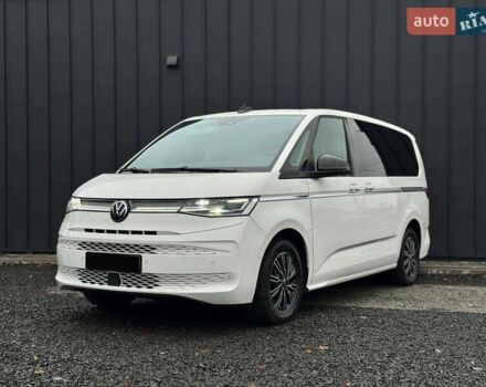 Белый Фольксваген Мультиван, объемом двигателя 2 л и пробегом 97 тыс. км за 67900 $, фото 2 на Automoto.ua