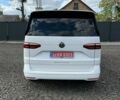 Білий Фольксваген Мультиван, об'ємом двигуна 2 л та пробігом 139 тис. км за 46999 $, фото 17 на Automoto.ua