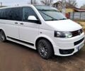 Белый Фольксваген Мультиван, объемом двигателя 2 л и пробегом 190 тыс. км за 23000 $, фото 1 на Automoto.ua