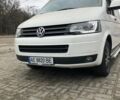 Белый Фольксваген Мультиван, объемом двигателя 2 л и пробегом 65 тыс. км за 37500 $, фото 1 на Automoto.ua