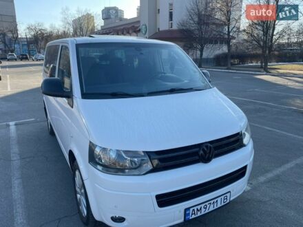 Белый Фольксваген Мультиван, объемом двигателя 1.97 л и пробегом 290 тыс. км за 15990 $, фото 1 на Automoto.ua
