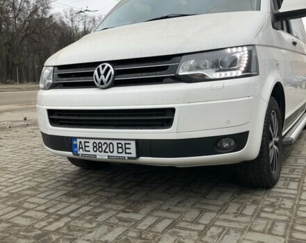 Білий Фольксваген Мультиван, об'ємом двигуна 2 л та пробігом 65 тис. км за 37500 $, фото 1 на Automoto.ua
