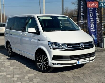 Белый Фольксваген Мультиван, объемом двигателя 2 л и пробегом 195 тыс. км за 39900 $, фото 1 на Automoto.ua