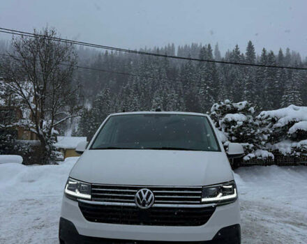 Белый Фольксваген Мультиван, объемом двигателя 1.97 л и пробегом 212 тыс. км за 44988 $, фото 1 на Automoto.ua