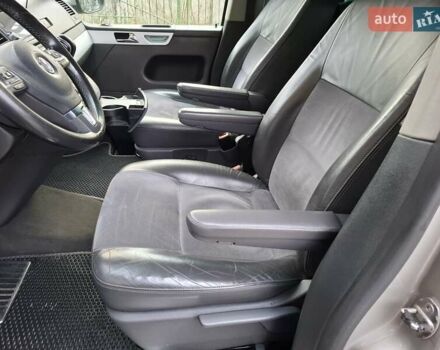 Бежевый Фольксваген Мультиван, объемом двигателя 2 л и пробегом 307 тыс. км за 19000 $, фото 18 на Automoto.ua