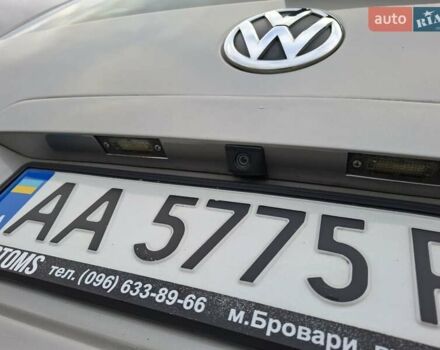 Бежевый Фольксваген Мультиван, объемом двигателя 2 л и пробегом 307 тыс. км за 19000 $, фото 14 на Automoto.ua