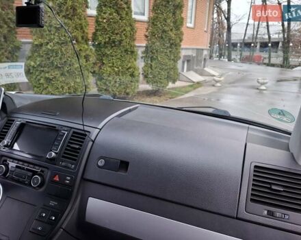 Бежевый Фольксваген Мультиван, объемом двигателя 2 л и пробегом 307 тыс. км за 19000 $, фото 31 на Automoto.ua