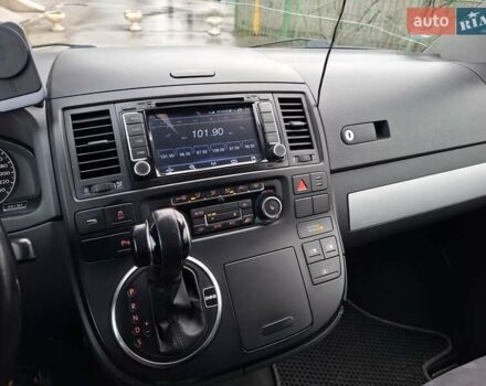 Бежевый Фольксваген Мультиван, объемом двигателя 2 л и пробегом 307 тыс. км за 19000 $, фото 36 на Automoto.ua