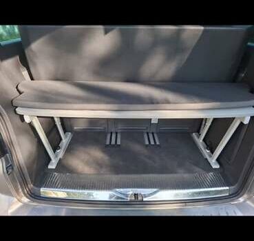 Бежевый Фольксваген Мультиван, объемом двигателя 2 л и пробегом 307 тыс. км за 19000 $, фото 13 на Automoto.ua