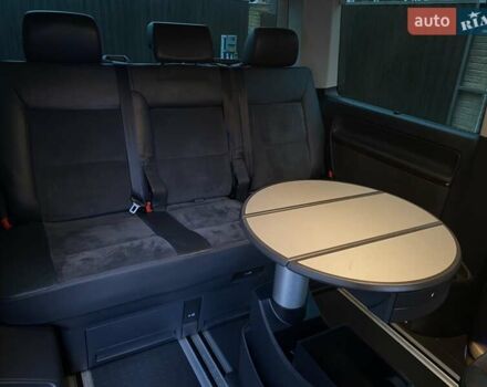 Бежевий Фольксваген Мультиван, об'ємом двигуна 1.98 л та пробігом 206 тис. км за 28500 $, фото 28 на Automoto.ua