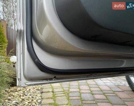 Бежевий Фольксваген Мультиван, об'ємом двигуна 1.98 л та пробігом 206 тис. км за 28500 $, фото 19 на Automoto.ua