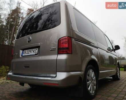 Бежевий Фольксваген Мультиван, об'ємом двигуна 1.98 л та пробігом 206 тис. км за 28500 $, фото 72 на Automoto.ua
