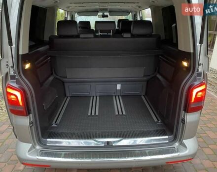 Бежевий Фольксваген Мультиван, об'ємом двигуна 1.98 л та пробігом 206 тис. км за 28500 $, фото 49 на Automoto.ua