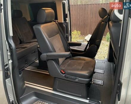 Бежевий Фольксваген Мультиван, об'ємом двигуна 1.98 л та пробігом 206 тис. км за 28500 $, фото 44 на Automoto.ua