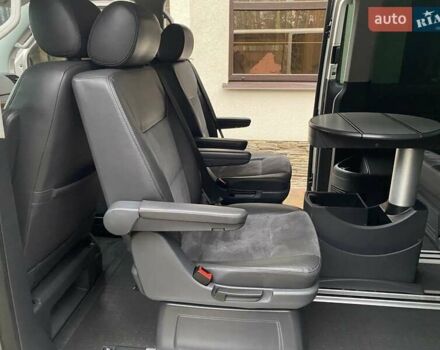 Бежевий Фольксваген Мультиван, об'ємом двигуна 1.98 л та пробігом 206 тис. км за 28500 $, фото 36 на Automoto.ua