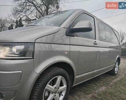 Бежевый Фольксваген Мультиван, объемом двигателя 1.97 л и пробегом 253 тыс. км за 23200 $, фото 3 на Automoto.ua