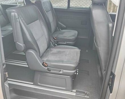 Бежевый Фольксваген Мультиван, объемом двигателя 1.97 л и пробегом 253 тыс. км за 23200 $, фото 19 на Automoto.ua