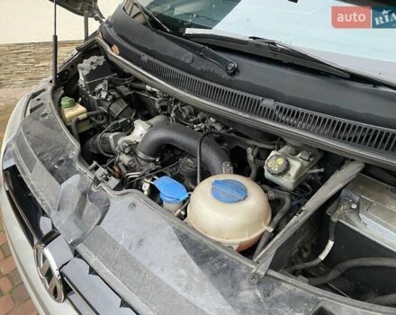 Бежевий Фольксваген Мультиван, об'ємом двигуна 1.98 л та пробігом 206 тис. км за 28500 $, фото 56 на Automoto.ua