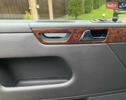 Бежевий Фольксваген Мультиван, об'ємом двигуна 1.98 л та пробігом 206 тис. км за 28500 $, фото 16 на Automoto.ua