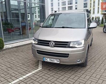 Бежевый Фольксваген Мультиван, объемом двигателя 1.97 л и пробегом 287 тыс. км за 24500 $, фото 1 на Automoto.ua