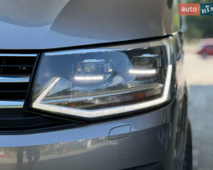 Бежевый Фольксваген Мультиван, объемом двигателя 1.97 л и пробегом 193 тыс. км за 52000 $, фото 25 на Automoto.ua